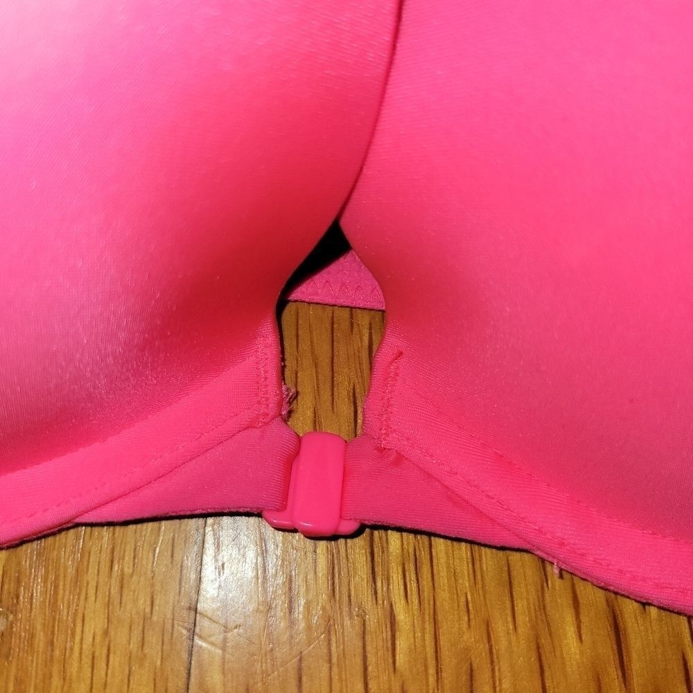 NWOT VS Hot Pink Push Up 32D - Picture 7 of 10
